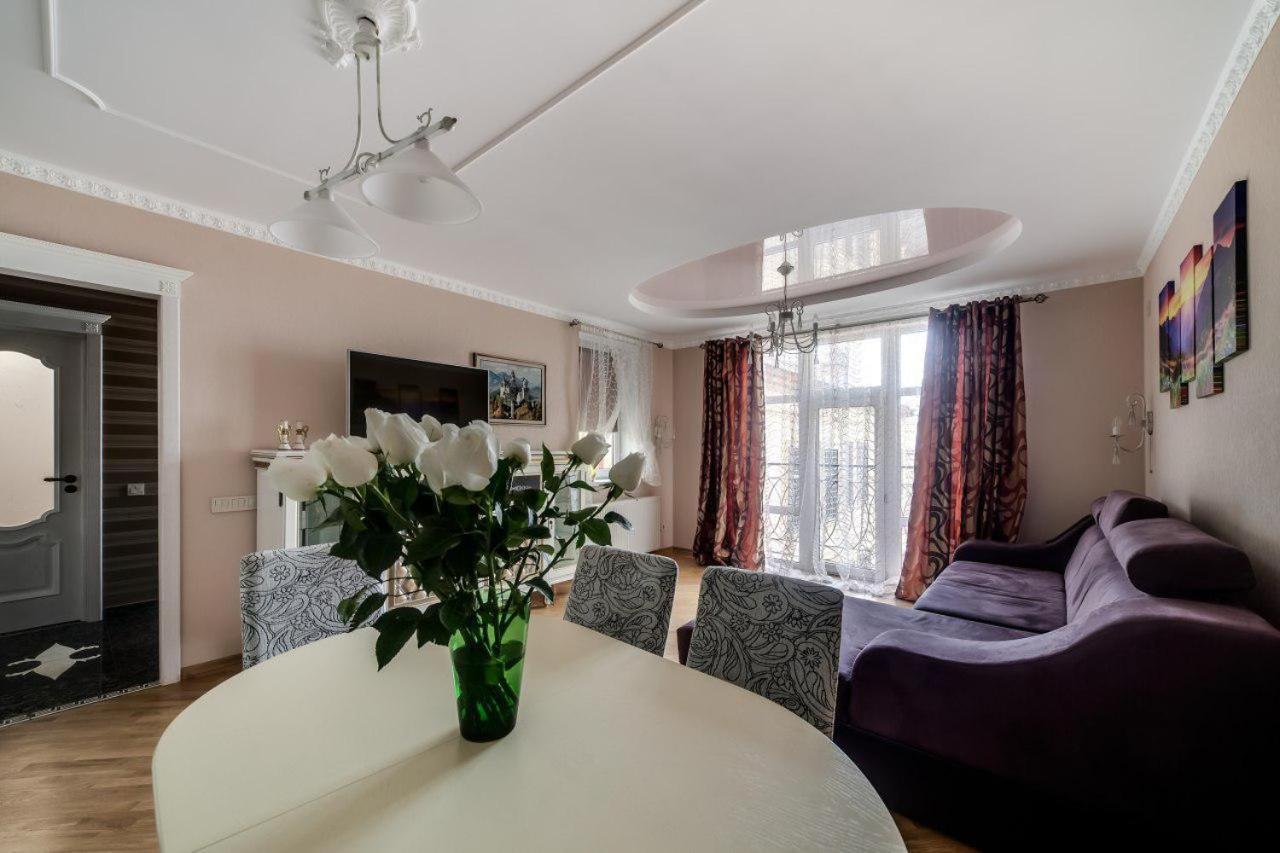 Apartamenty On Kryvonosa Львов Экстерьер фото